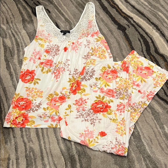 Midnight by Carole Hochman Floral Pajama Set - Picture 1 of 9